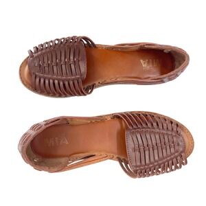 Girl Mia Brown Huaraches Leather Woven Slip On Flat Sandals Womens Size 8